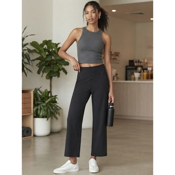 Pants - Wide Leg Yoga Pants Women's Size M Black High Waisted Cropped Pockets Good